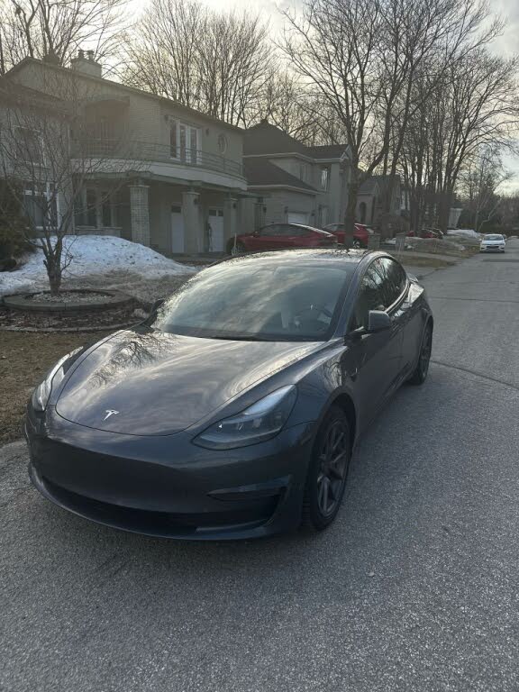 2022 Tesla Model 3 RWD