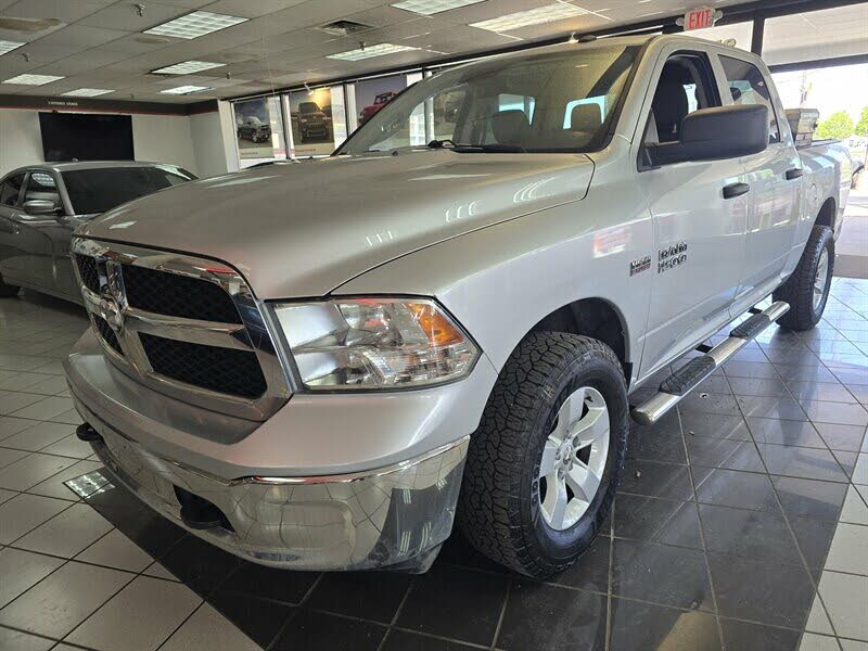 2018 RAM 1500 Tradesman Crew Cab 4WD