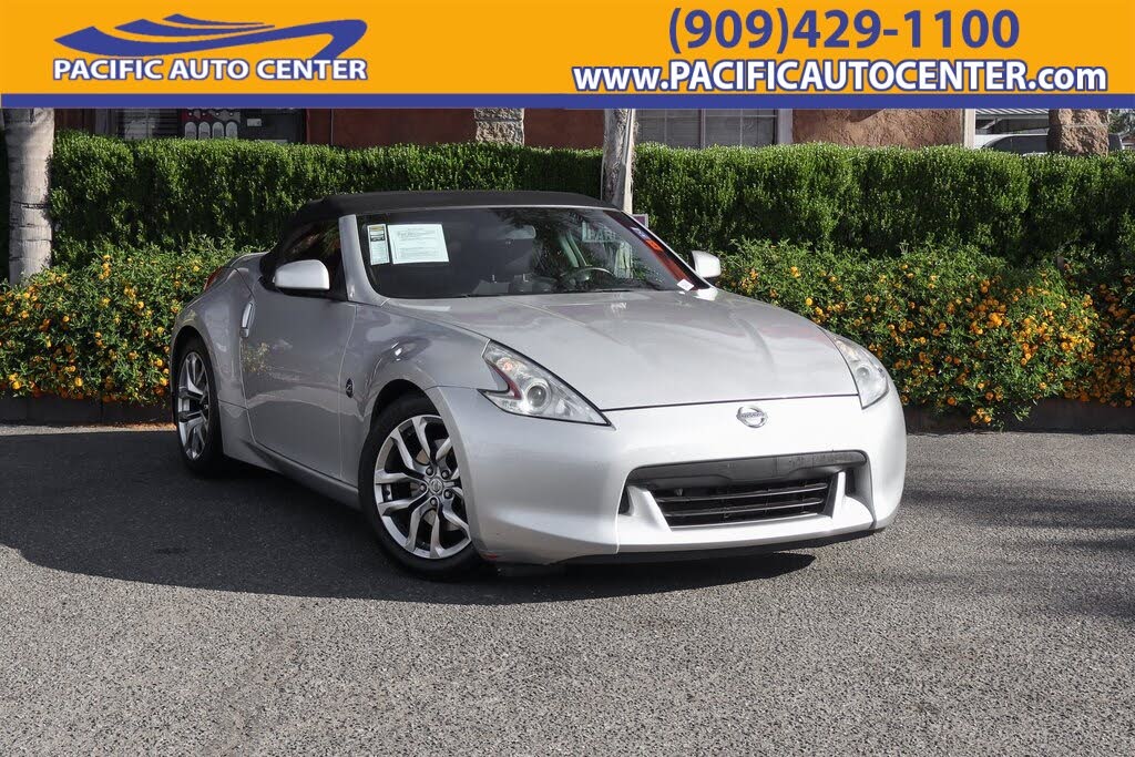 2010 Nissan 370Z Base