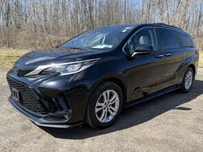Toyota Sienna XSE 7-Passenger AWD