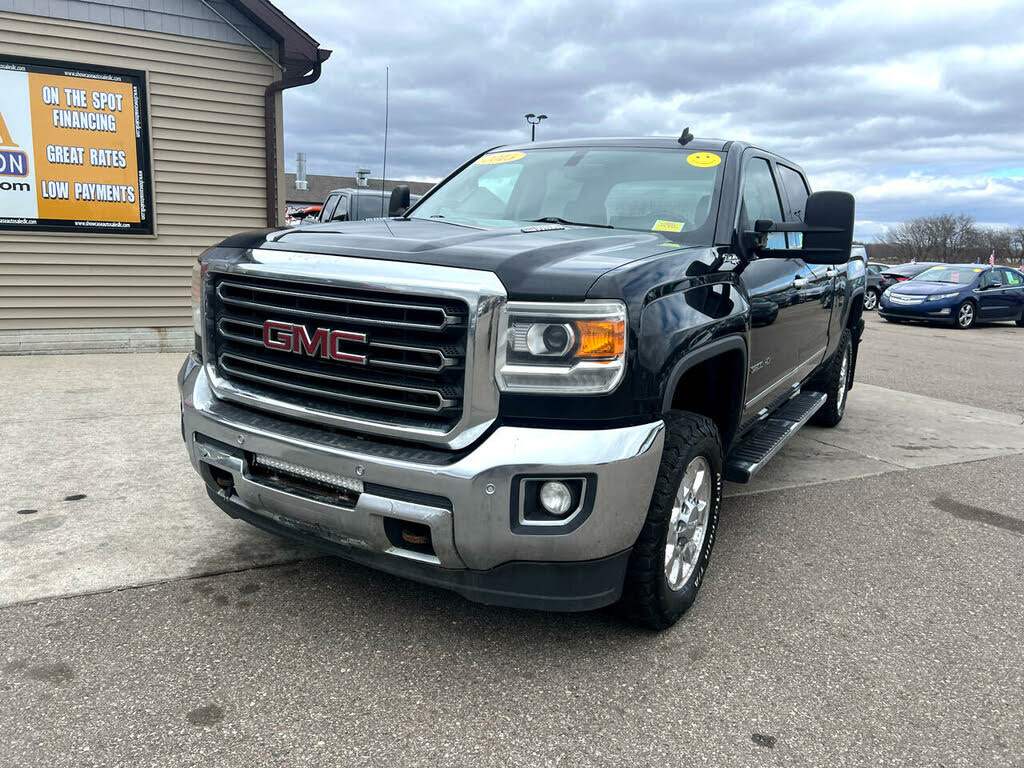 2015 GMC Sierra 3500HD SLT Crew Cab 4WD