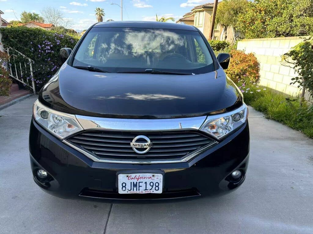 2016 Nissan Quest SV