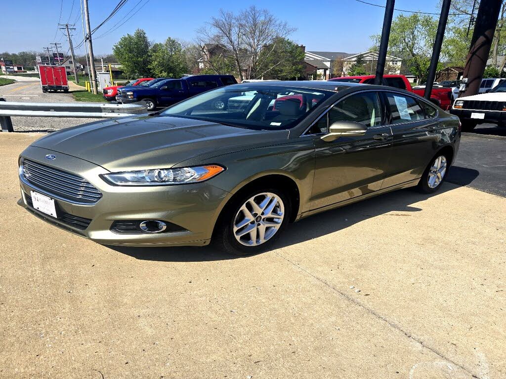 2013 Ford Fusion SE