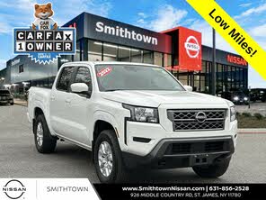 Nissan Frontier SV Crew Cab 4WD