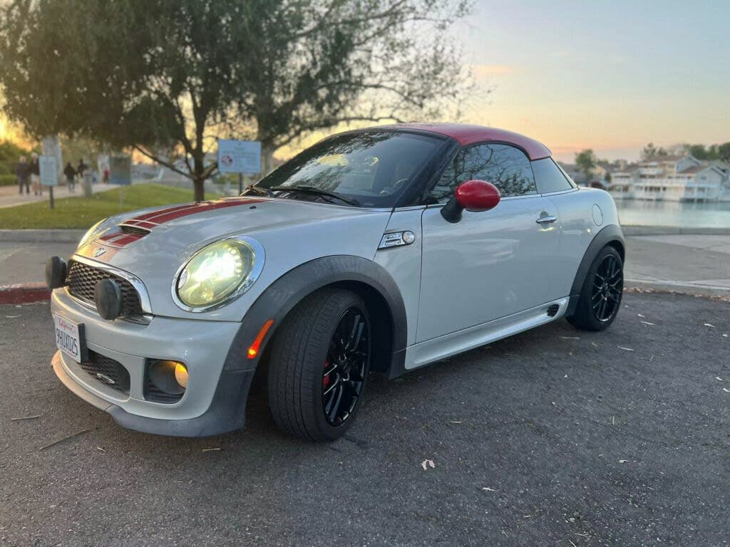 2012 MINI Cooper Coupe John Cooper Works FWD