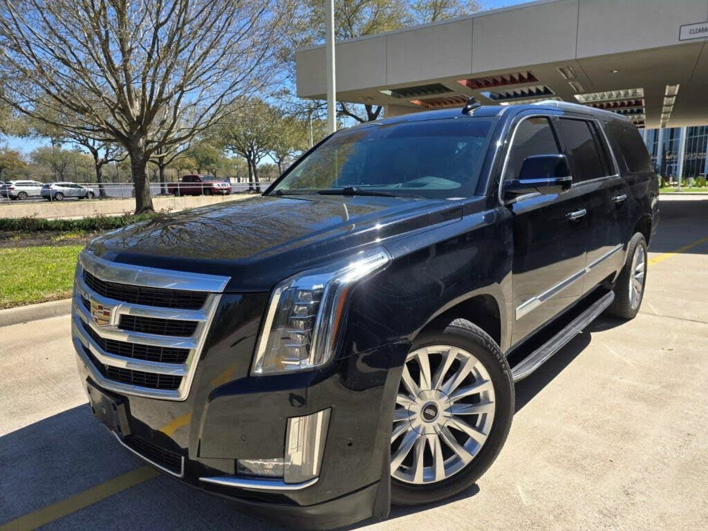 2019 Cadillac Escalade ESV Luxury 4WD