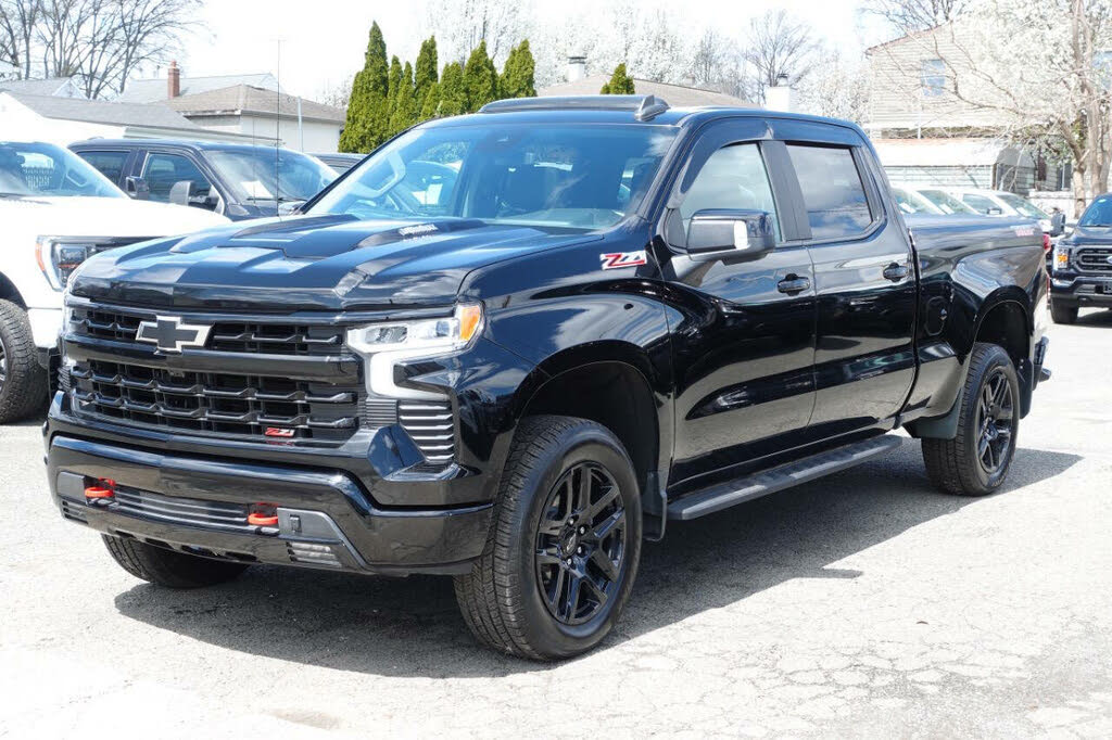 2022 Chevrolet Silverado 1500 LT Trail Boss Crew Cab 4WD