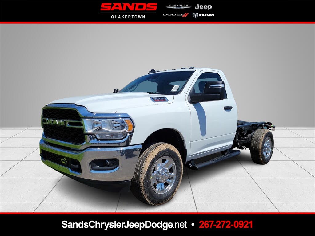 2024 RAM 3500 Chassis Tradesman Regular Cab 4WD