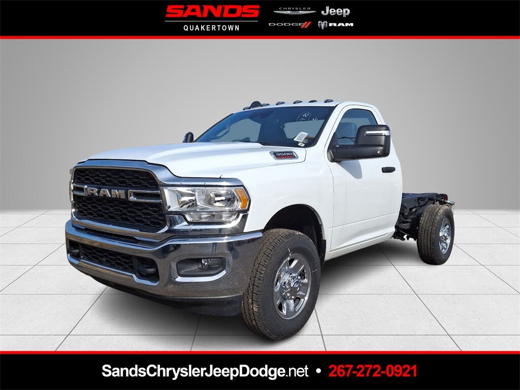 2024 RAM 3500 Chassis Tradesman Regular Cab 4WD