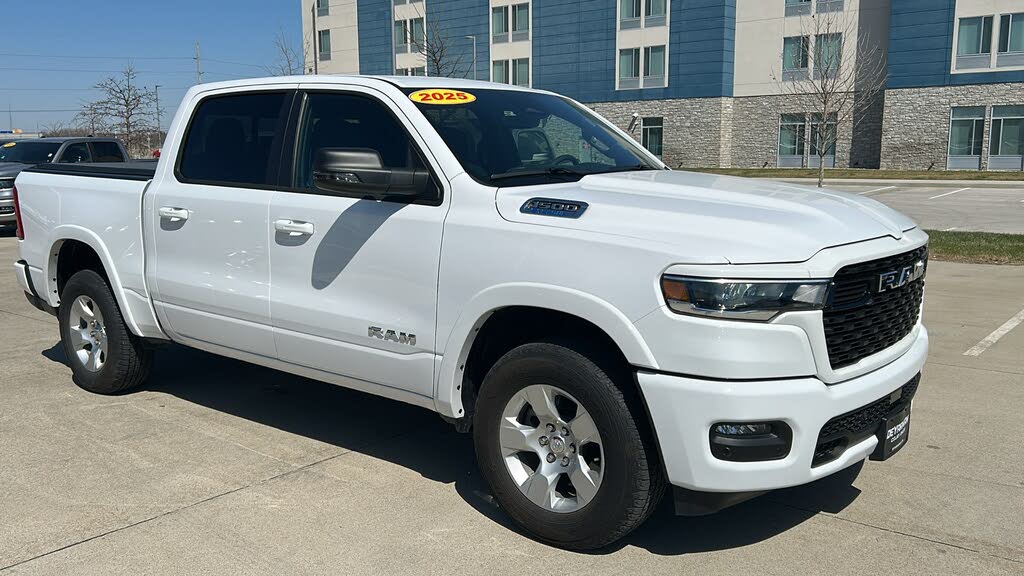 2025 RAM 1500 Big Horn Crew Cab 4WD