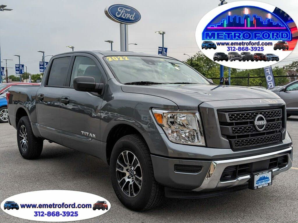 2023 Nissan Titan SV Crew Cab 4WD