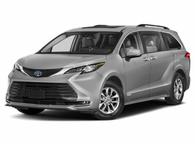 2024 Toyota Sienna XLE 7-Passenger FWD