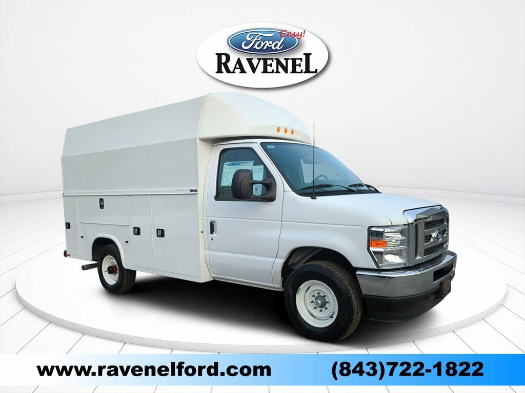 2025 Ford E-Series Chassis E-350 SD Cutaway SB DRW RWD