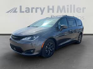 Chrysler Pacifica Hybrid Limited FWD