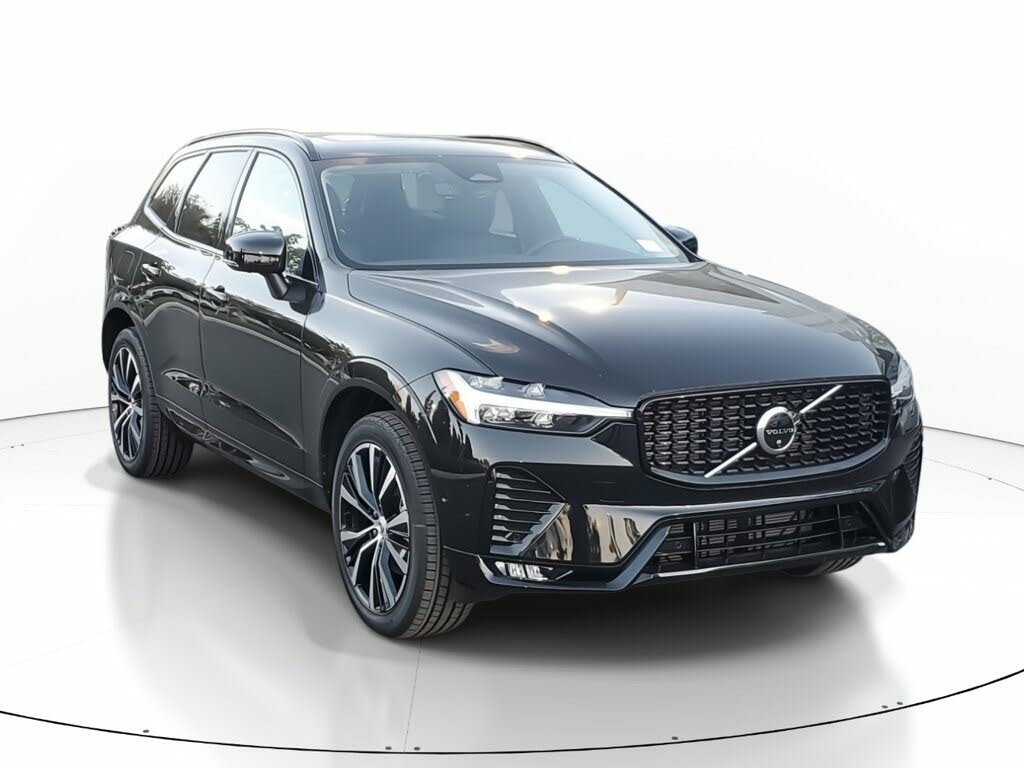 2025 Volvo XC60 B5 Plus Dark Theme AWD