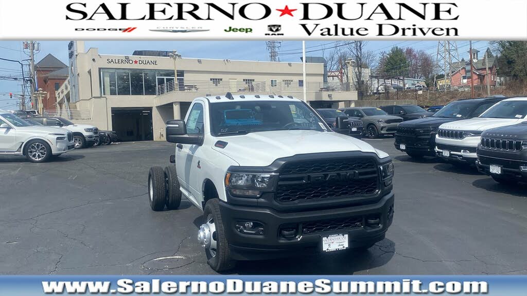 2024 RAM 3500 Chassis Tradesman Regular Cab DRW 4WD
