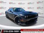 Dodge Challenger R/T Scat Pack Widebody RWD