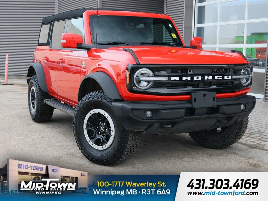 2023 Ford Bronco Outer Banks Advanced 4-Door 4WD