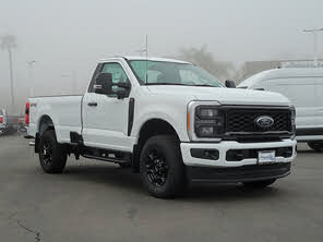 Ford F-350 Super Duty XL LB 4WD