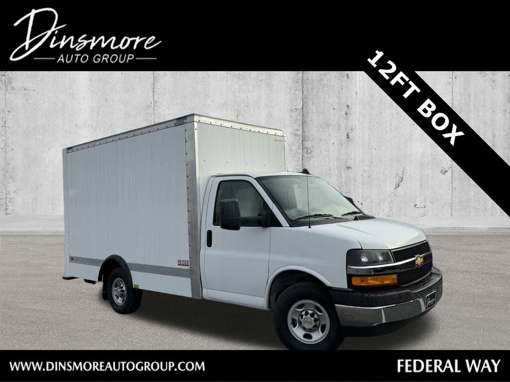 2024 Chevrolet Express Chassis 3500 Cutaway 139