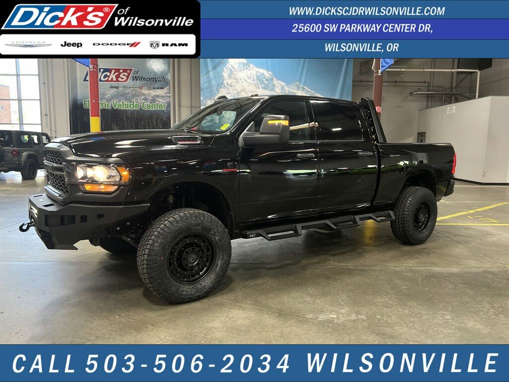 2024 RAM 2500 Tradesman Crew Cab 4WD