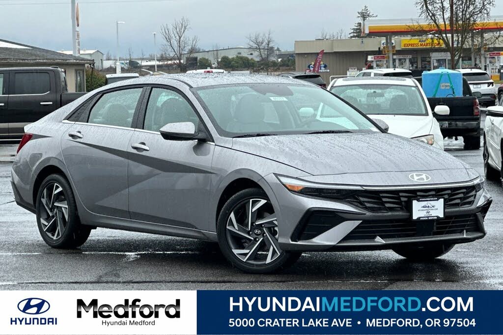 2025 Hyundai Elantra Hybrid Limited FWD