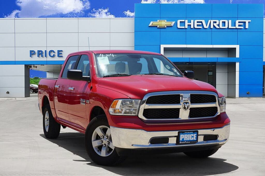 2017 RAM 1500 SLT Crew Cab 4WD