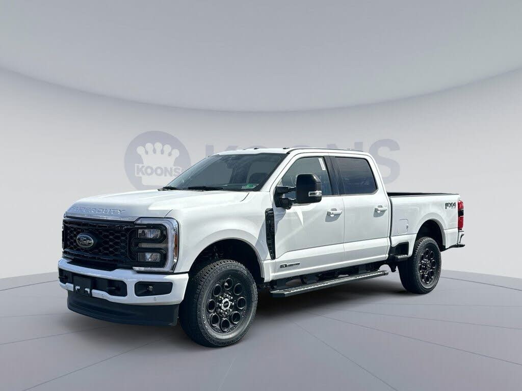 2025 Ford F-250 Super Duty Lariat Crew Cab 4WD
