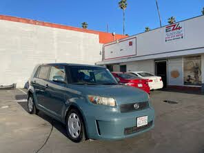 Scion xB 5-Door