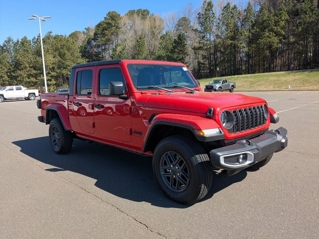 2024 Jeep Gladiator Sport S Crew Cab 4WD