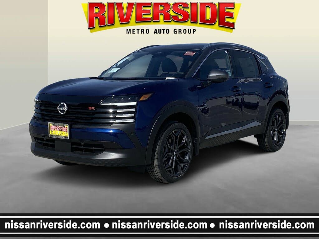 2025 Nissan Kicks SR FWD