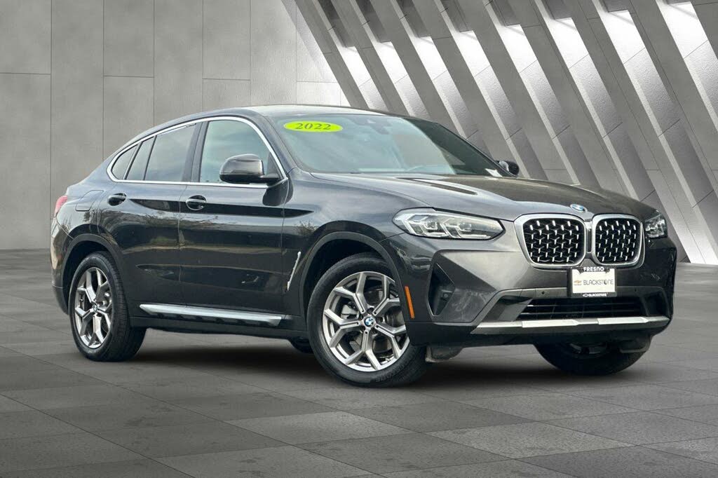 2022 BMW X4 xDrive30i AWD