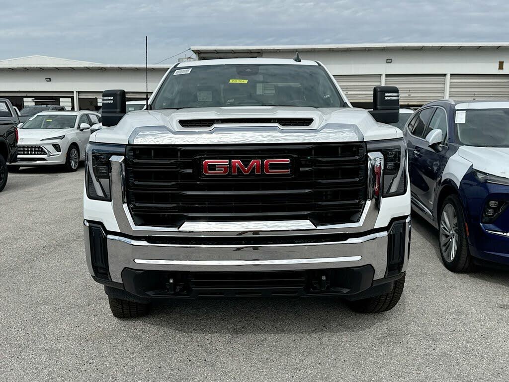 2025 GMC Sierra 3500HD Pro Double Cab LB RWD