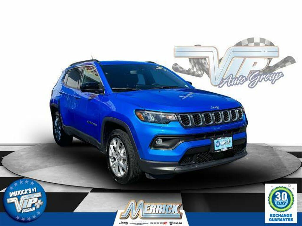 2024 Jeep Compass Latitude Lux 4WD