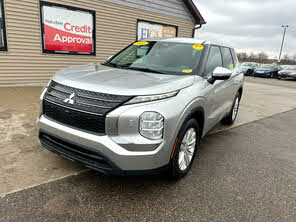 Mitsubishi Outlander ES S-AWC