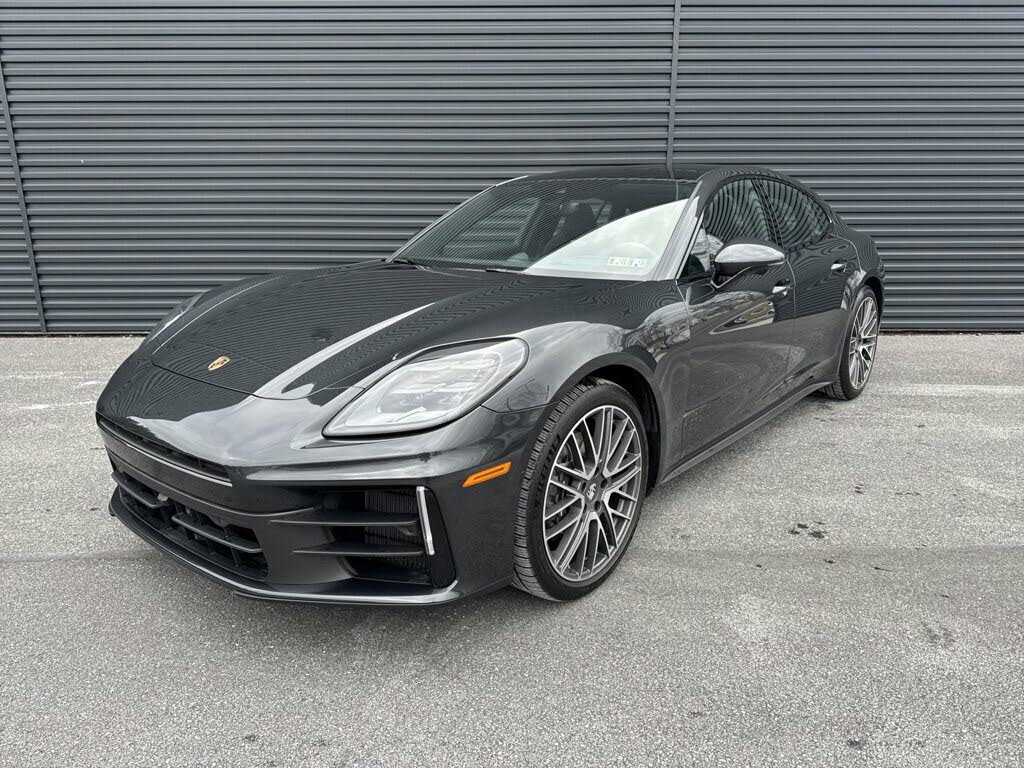 2024 Porsche Panamera RWD