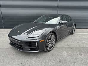 Porsche Panamera RWD
