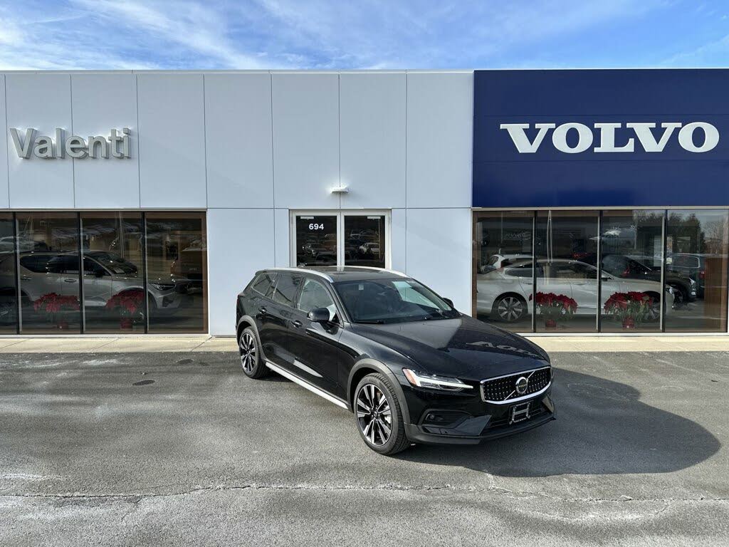 2025 Volvo V60 Cross Country B5 Ultra AWD