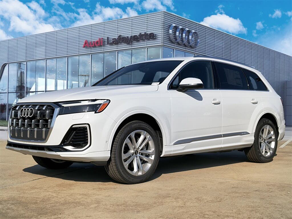 2025 Audi Q7 quattro Premium 45 TFSI