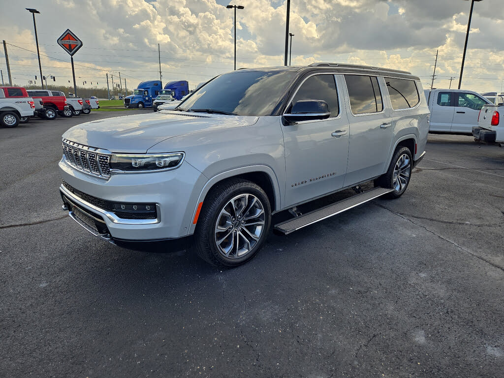 2023 Jeep Grand Wagoneer L Series III 4WD