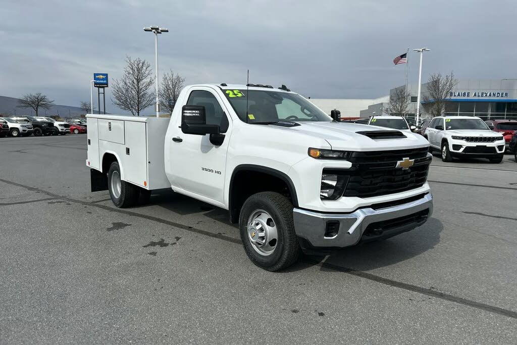 2025 Chevrolet Silverado 3500HD Chassis Work Truck Regular Cab 4WD