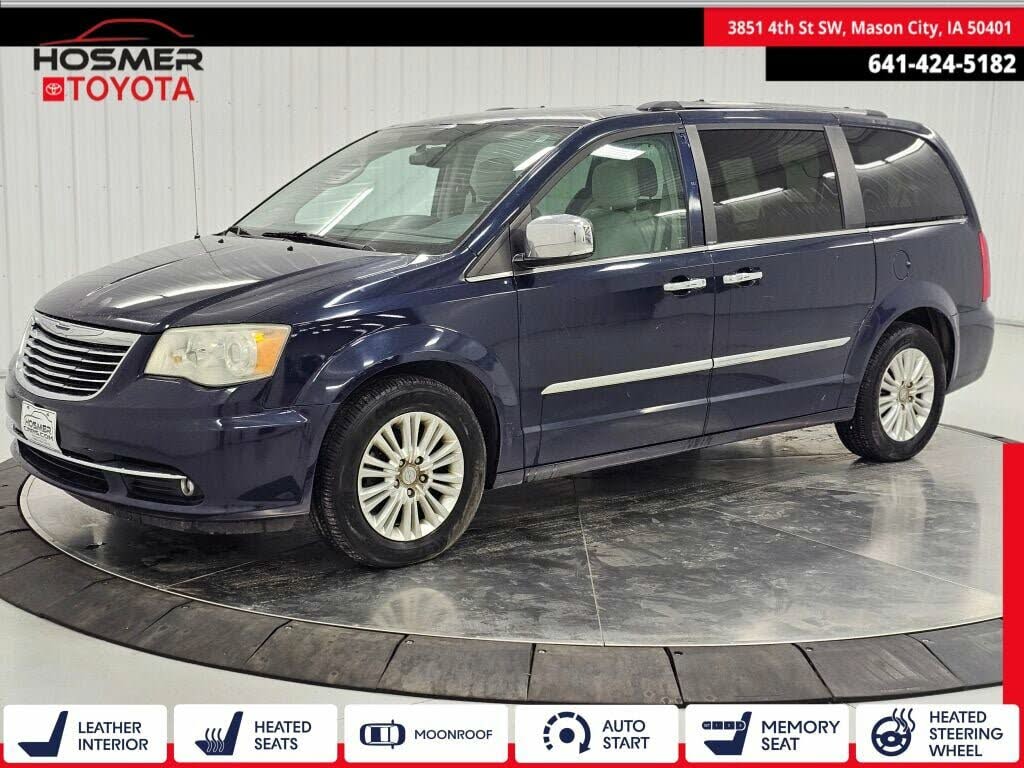 Used Chrysler Town & Country Limited FWD for Sale (with
