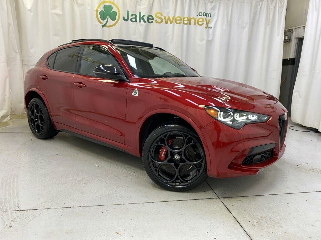 2024 Alfa Romeo Stelvio Quadrifoglio AWD