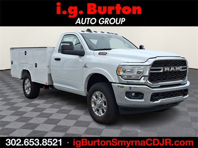 2024 RAM 3500 Chassis Tradesman Regular Cab 4WD