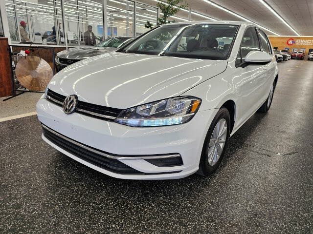 2019 Volkswagen Golf SE FWD