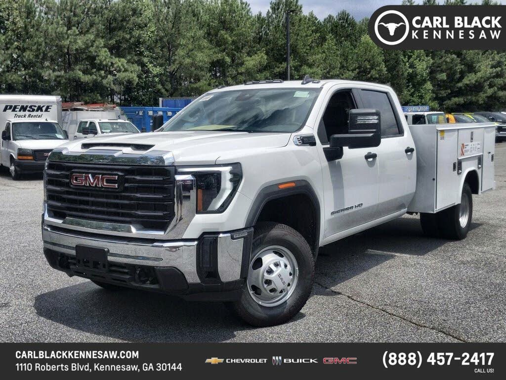 2024 GMC Sierra 3500HD Chassis Pro Crew Cab 4WD
