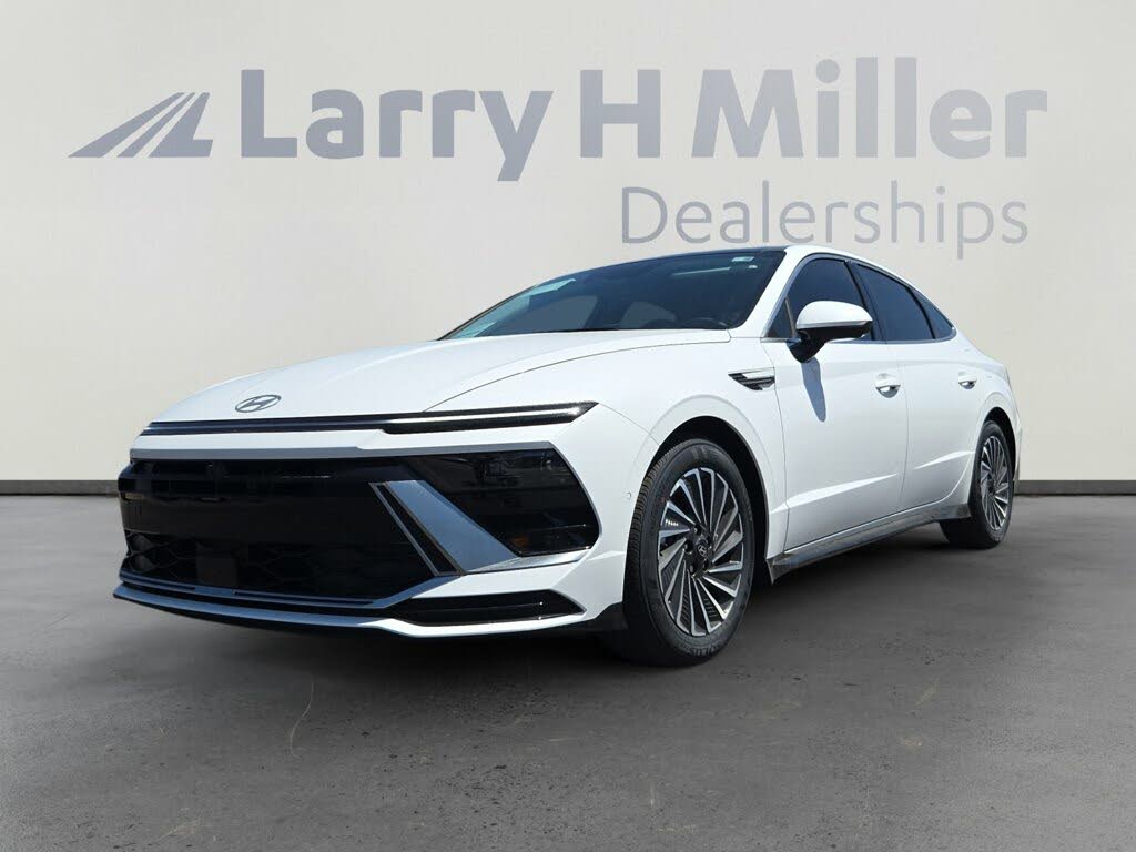 2025 Hyundai Sonata Hybrid Limited FWD