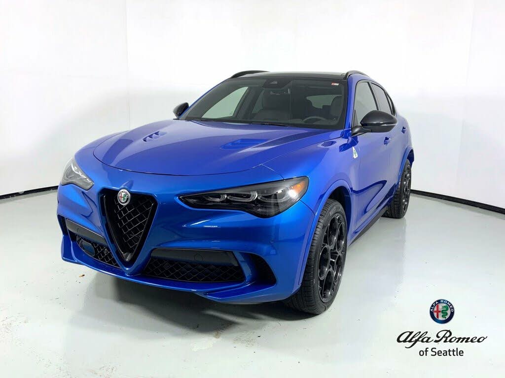 2024 Alfa Romeo Stelvio Quadrifoglio AWD