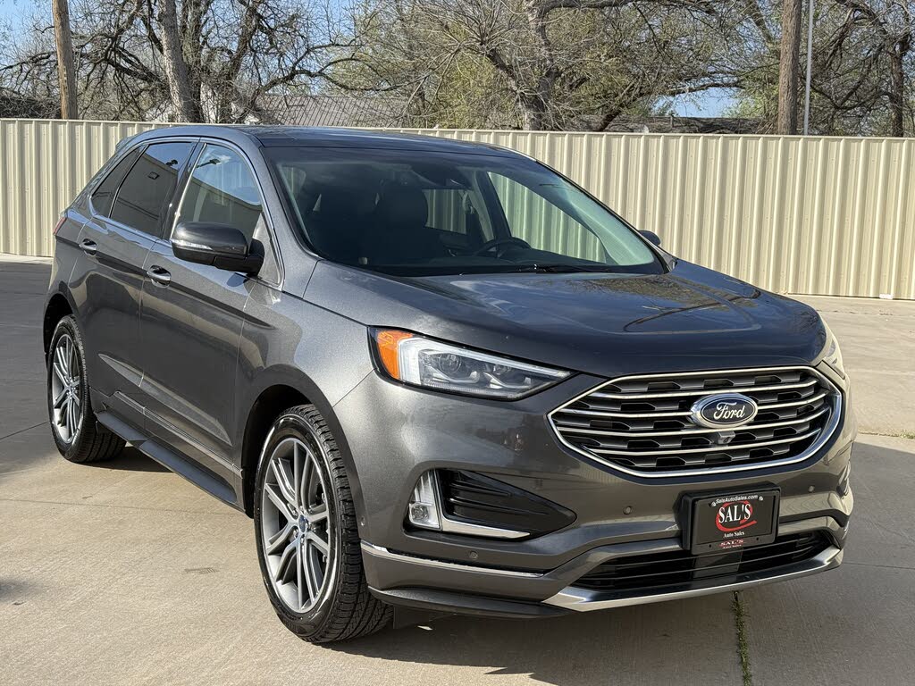 2019 Ford Edge Titanium FWD