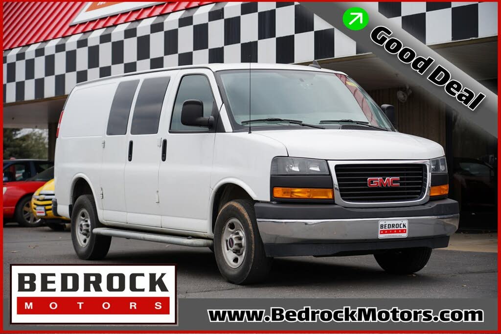 2022 GMC Savana Cargo 2500 RWD